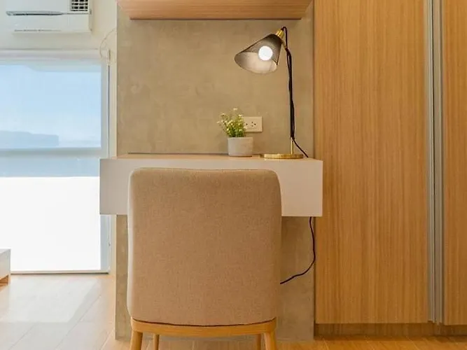 Apartahotel Bgc In Mckinley Hill With Washer And With Views Manila